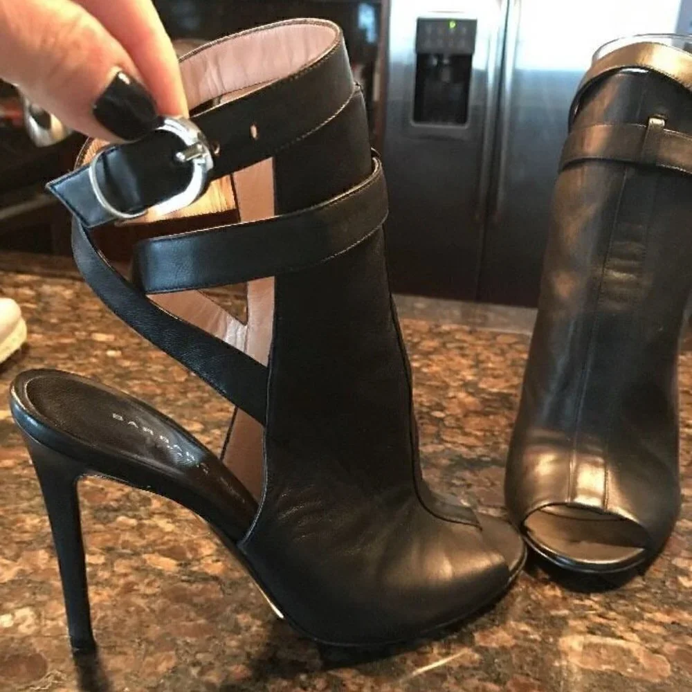 Barbara Bui Sz 38 Black Leather Ankle Wrap Heels